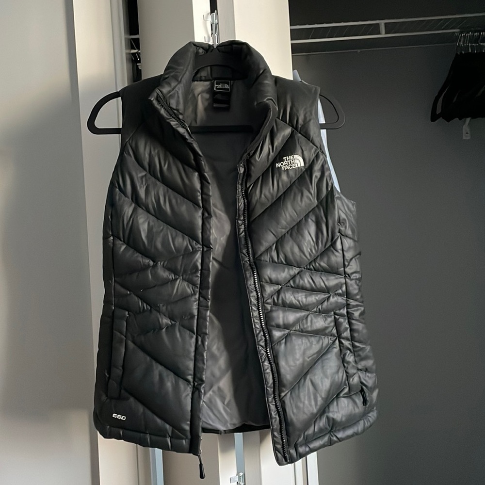 North Face 550 women’s down vest — steel gray. Great condition!